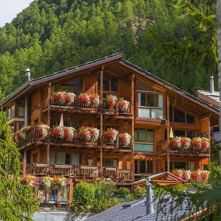 Ferienwohnung Haus Sunrise Zermatt Exterior foto
