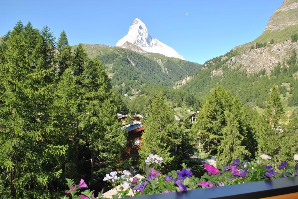 Ferienwohnung Haus Sunrise Zermatt Exterior foto